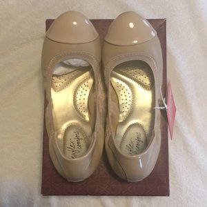 Dexflex Comfort Women’s Nude Claire Scrunch Flat